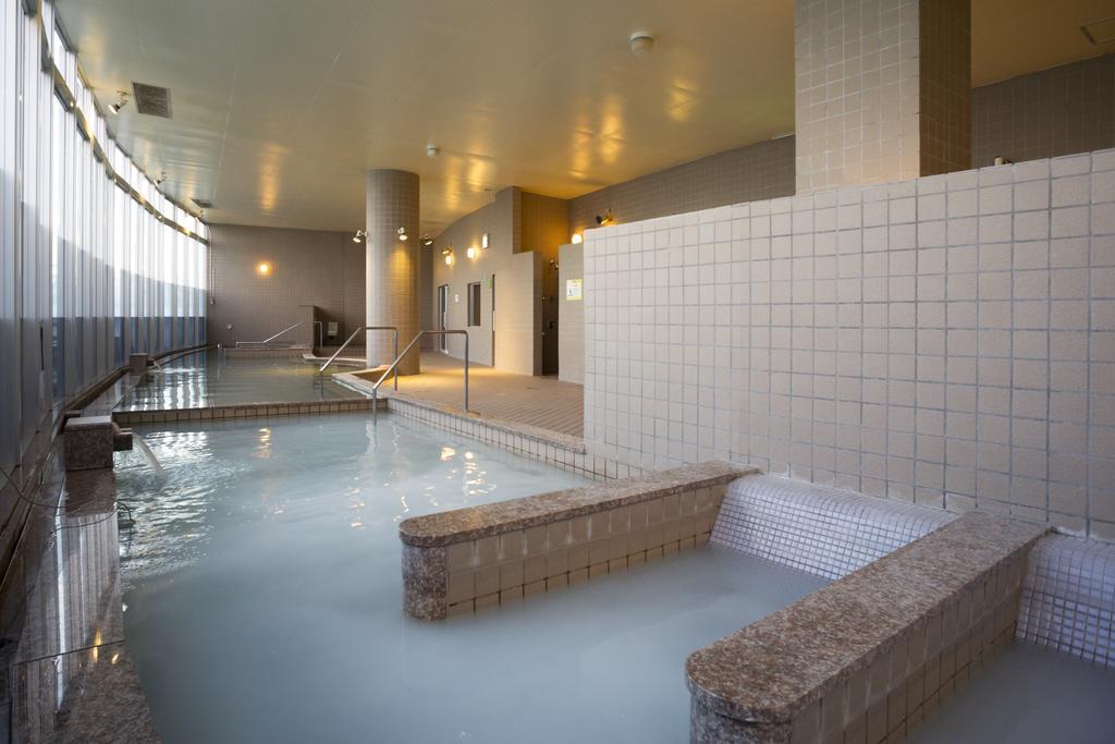 High Floor Deluxe Room with Wide View